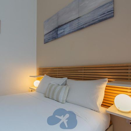 Airport House Apartment บารี ภายนอก รูปภาพ